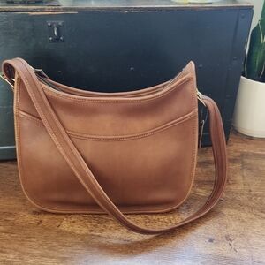 Vintage Coach Leather Shoulder Bag